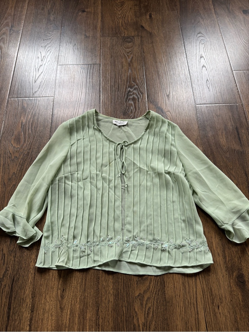 Light Green Pleated‎ Tie-Neck Women's Blouse - Picture 1 of 4